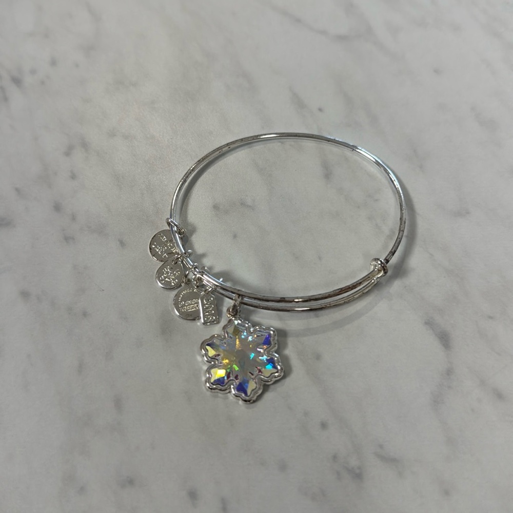 2018 limited edition, snowflake Alex and Ani bracelet, slight wear